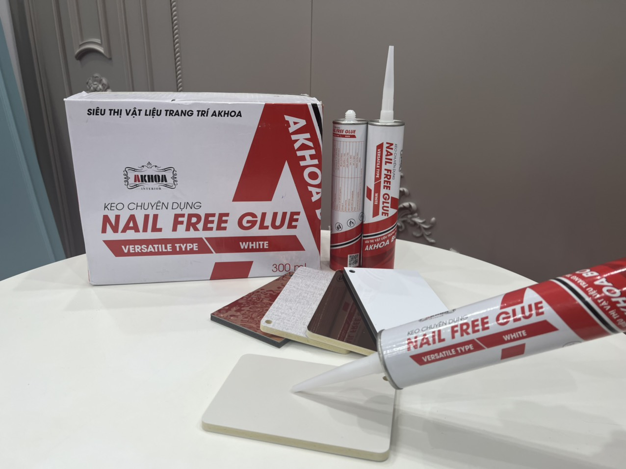 KEO DÁN TƯỜNG ĐA NĂNG CAO CẤP AKHOA 2 z5290026596785 247642f9edd607ec5c59970026178a0b